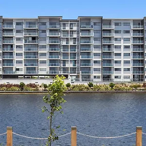North Shore Oceanside Kawana Hotel